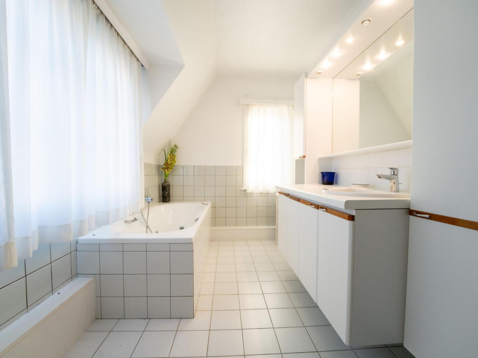 Hamarrbo By Interhome Villa Le Coq